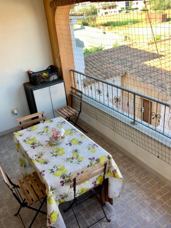 Sardegna Appartamento Posada Bagian luar foto