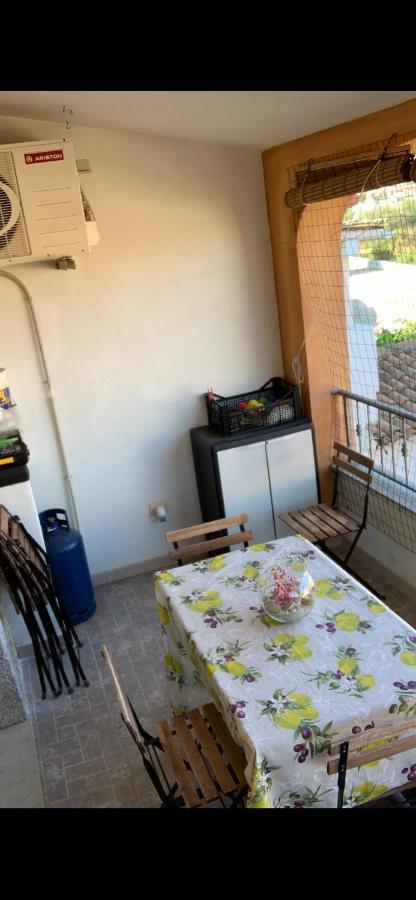 Sardegna Appartamento Posada Bagian luar foto